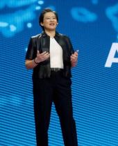 AI成富翁制造机 AMD苏姿丰身价突破345亿