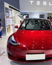 中国电动车竞争加剧 特斯拉减产、比亚迪降价