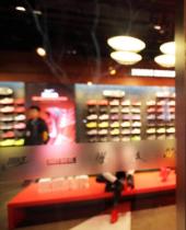 Nike启动第2阶段裁员计划 美国总部砍740人