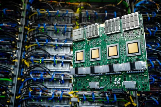 Alphabet的AI芯片被誉为“独门秘籍” 或可为其创收